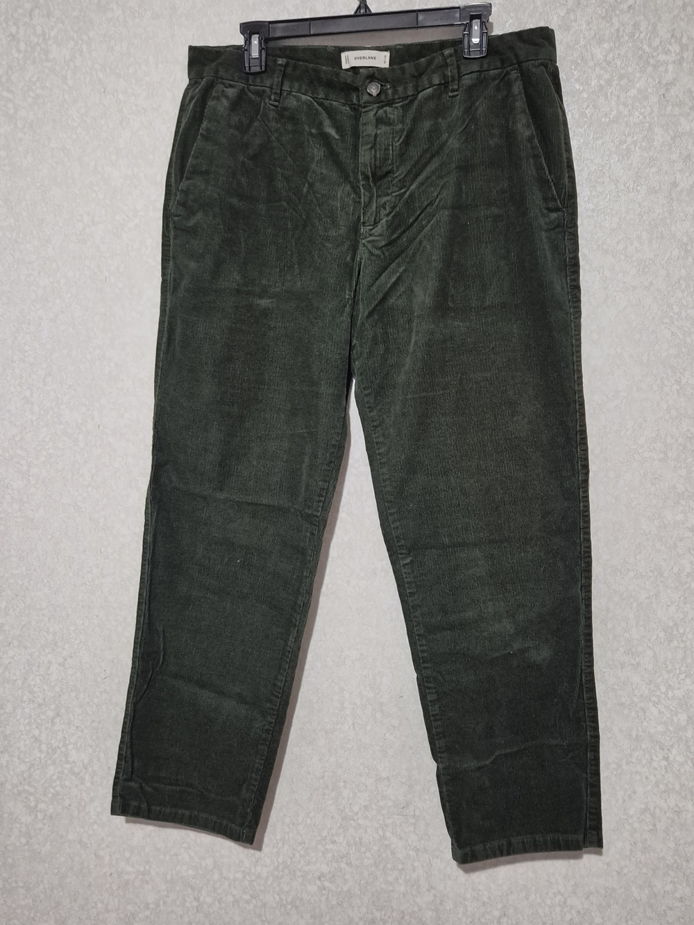 Everlane Men’s Corduroy Pants in Dark Green